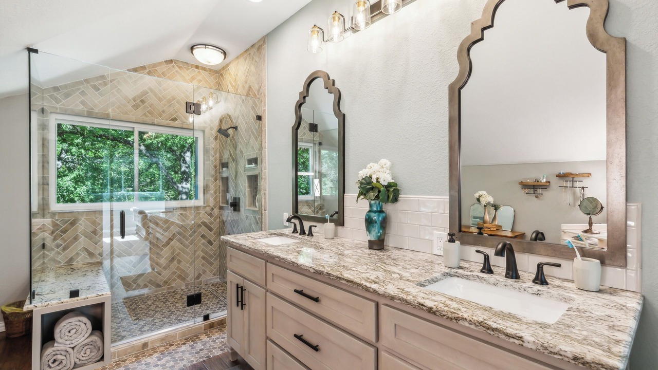 Photo of Bathroom in Alvarado
