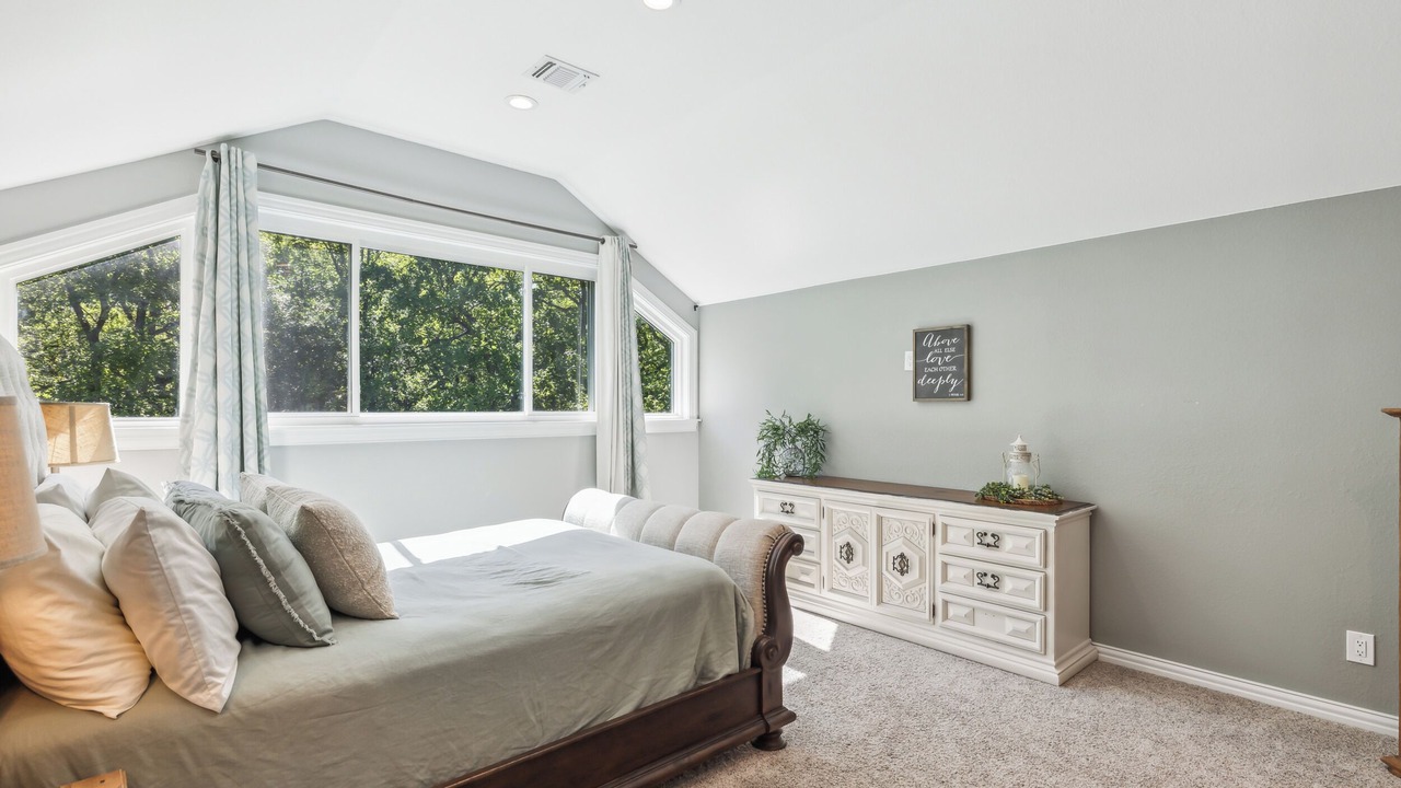 Photo of Bedroom in Alvarado