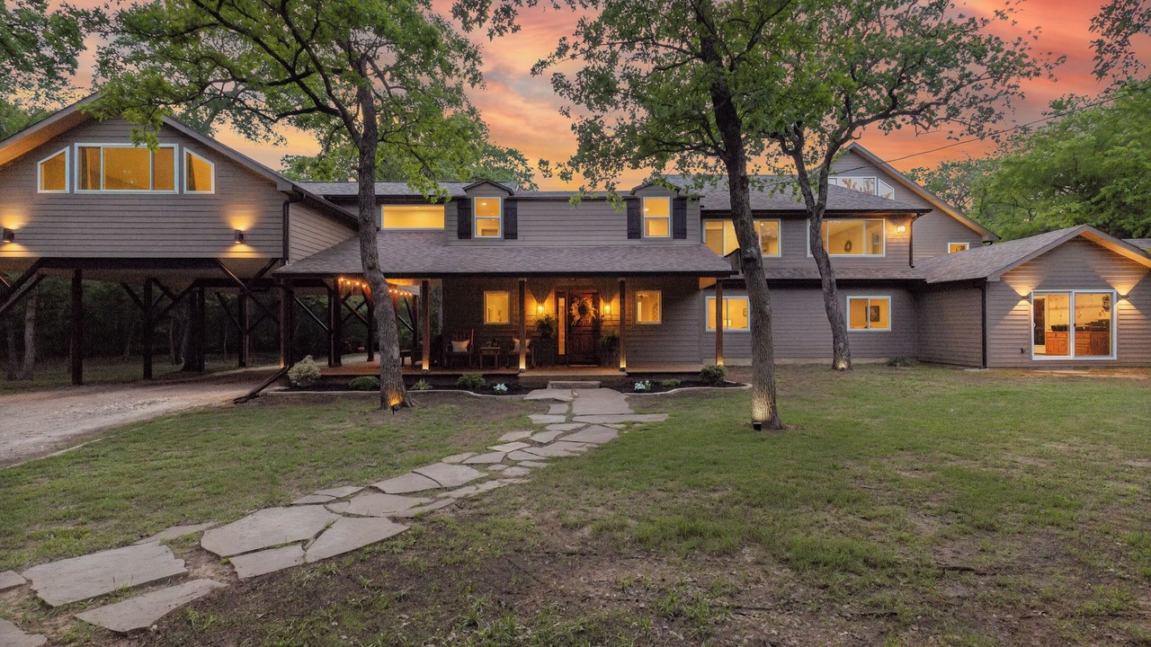 Photo of Outdoor in Alvarado