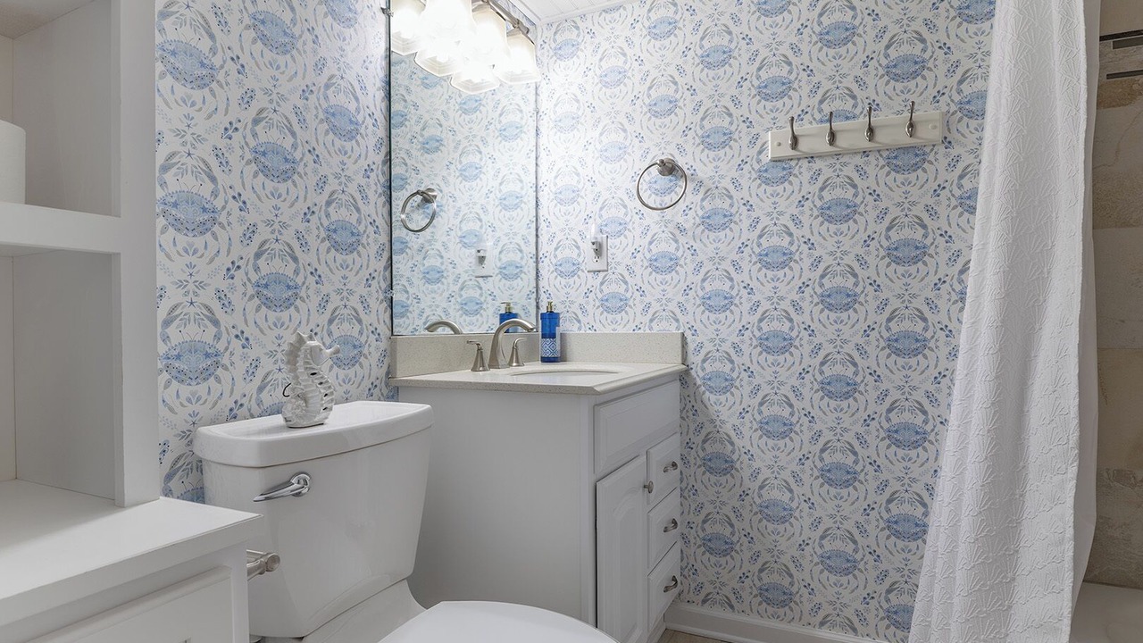 Photo of Bathroom in Indian Beach