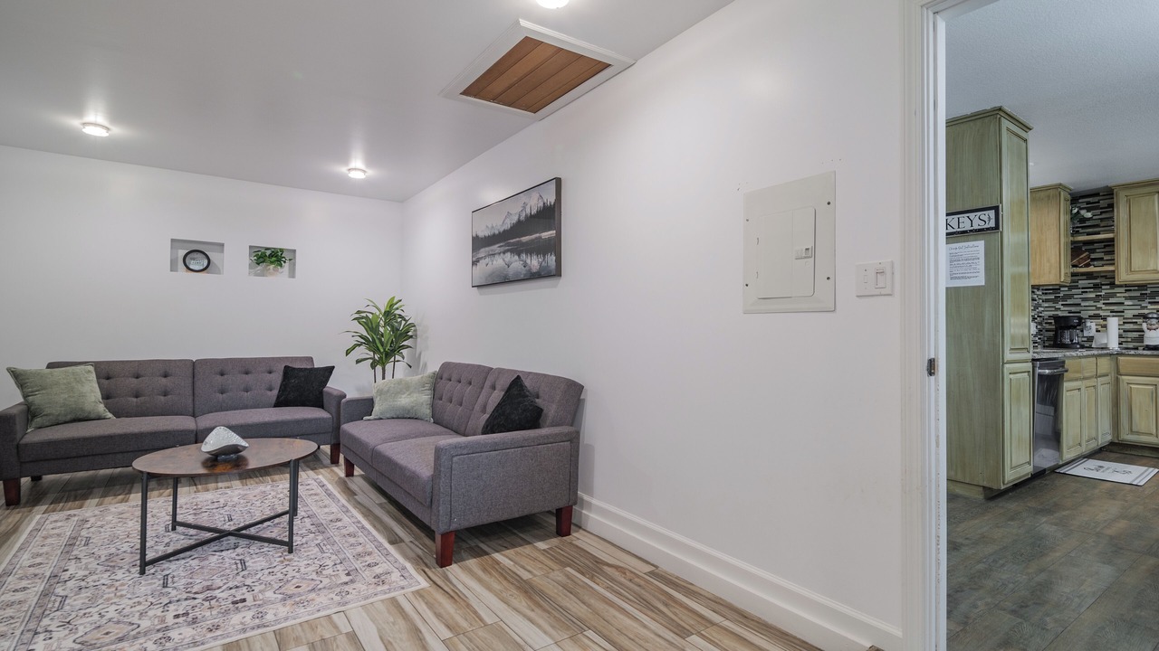 Photo of Livingroom in Franklin Park