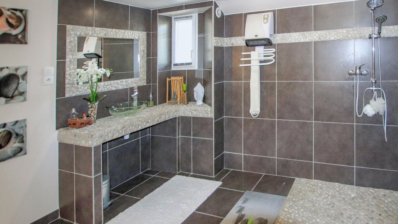 Photo of Bathroom in Sarrians