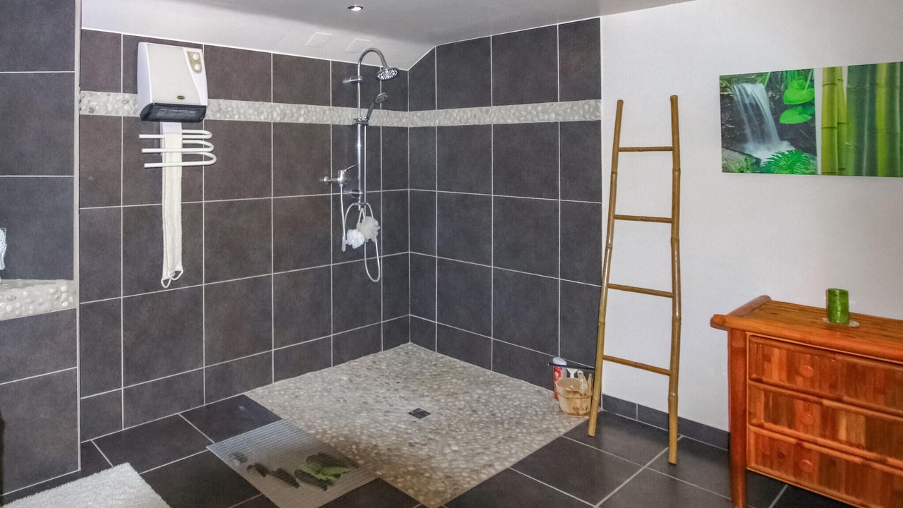 Photo of Bathroom in Sarrians