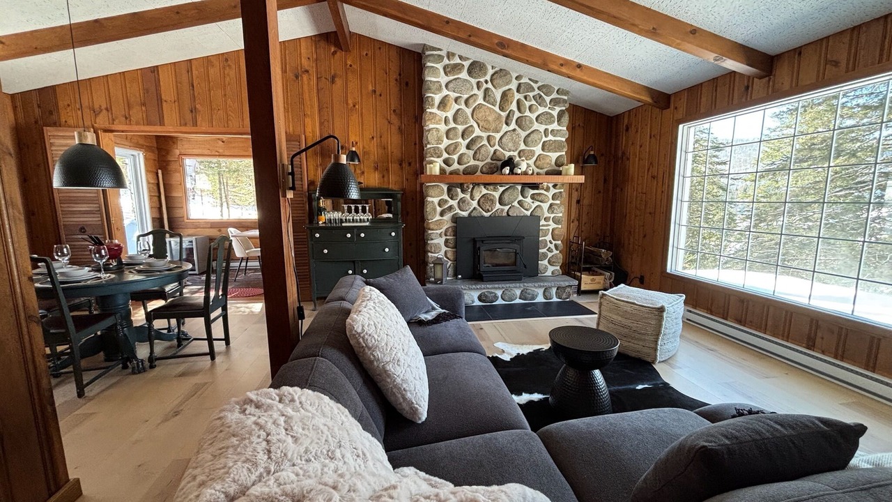Photo of Livingroom in Lac Superieur Village