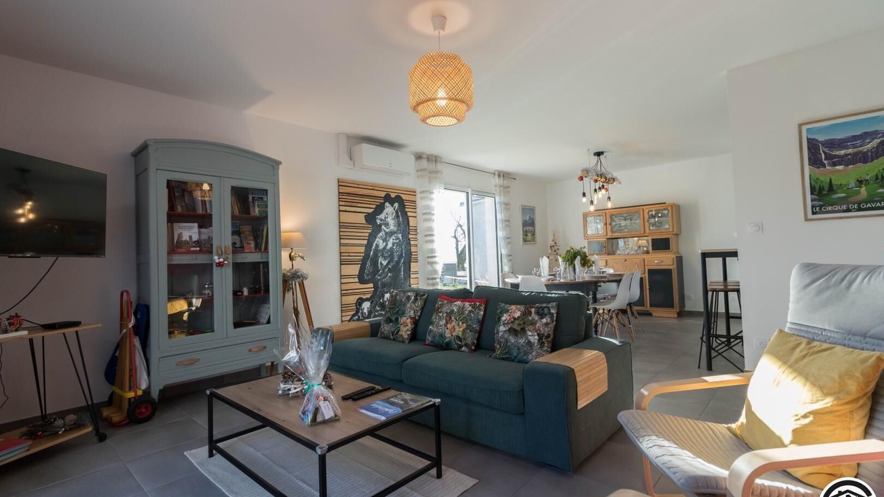 Photo of Livingroom in Sepx