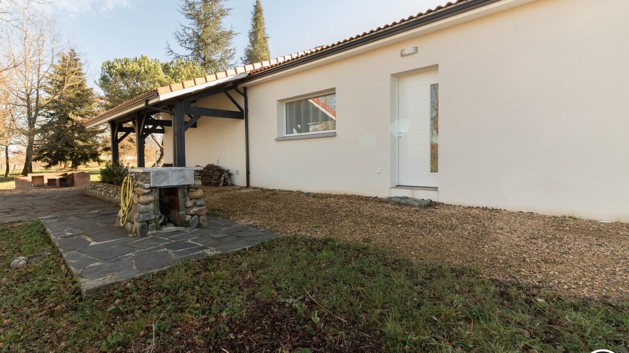 Photo of Outdoor in Sepx