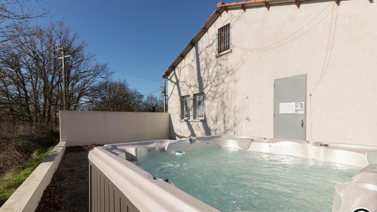 Photo of Outdoor in Sepx