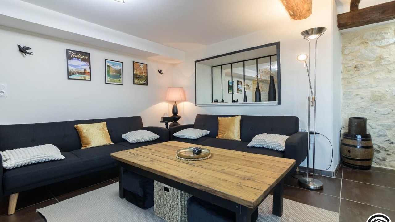 Photo of Livingroom in Cassagne