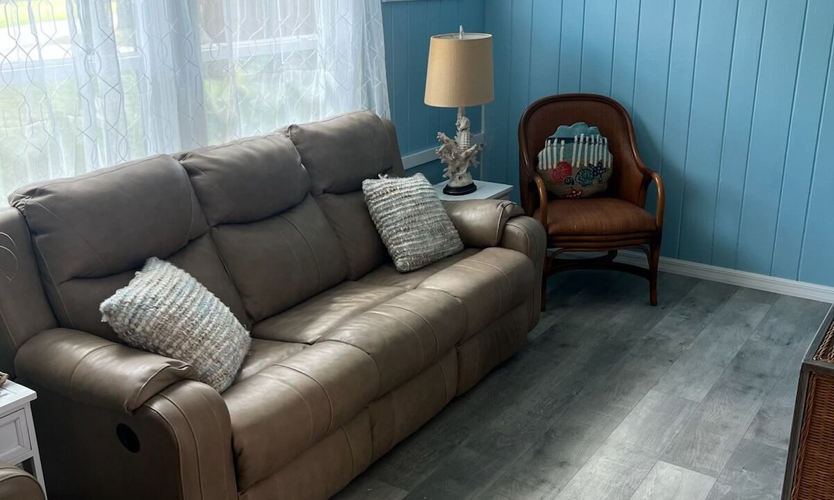 Photo of Livingroom in Fort Myers