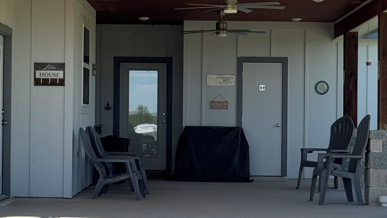 Photo of Patio Balcony in Tow