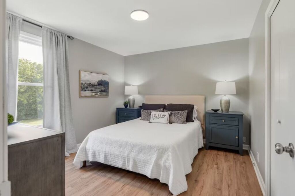 Photo of Bedroom in Hendersonville