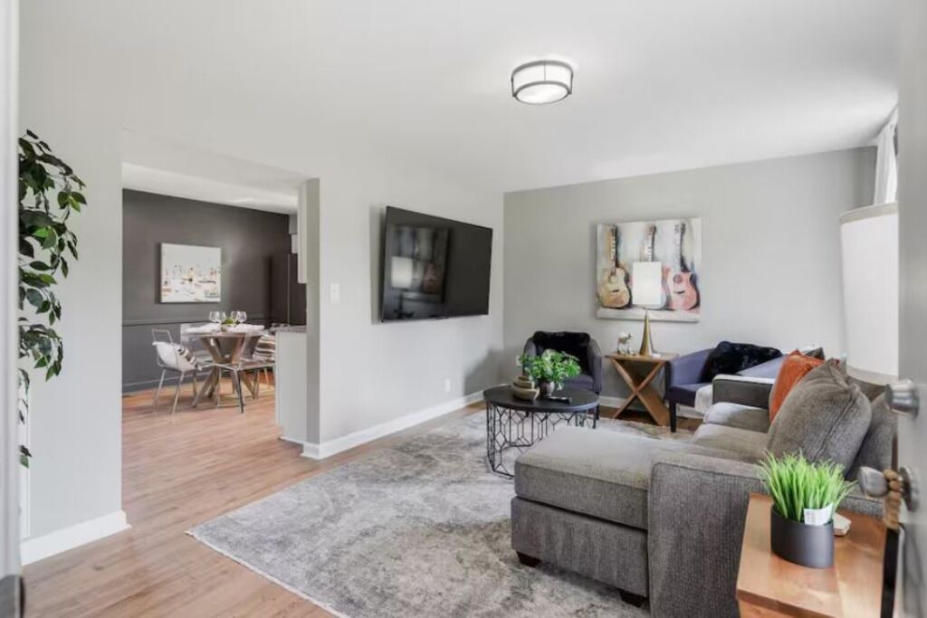 Photo of Livingroom in Hendersonville