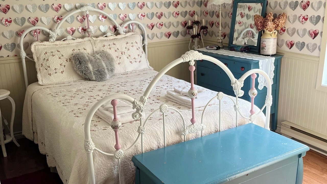 Photo of Bedroom in Saint-Alexis-des-Monts