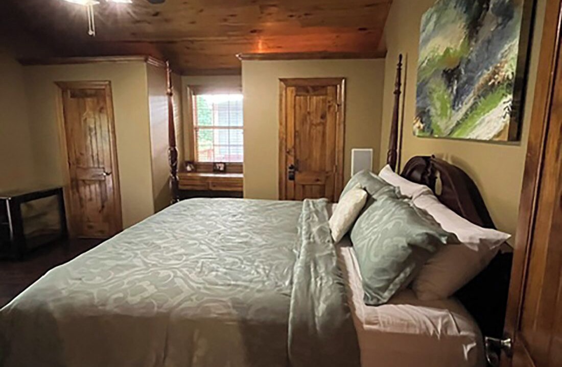 Photo of Bedroom in Montgomery