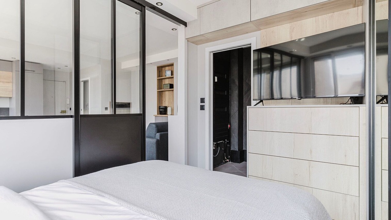 Photo of Bedroom in Passy