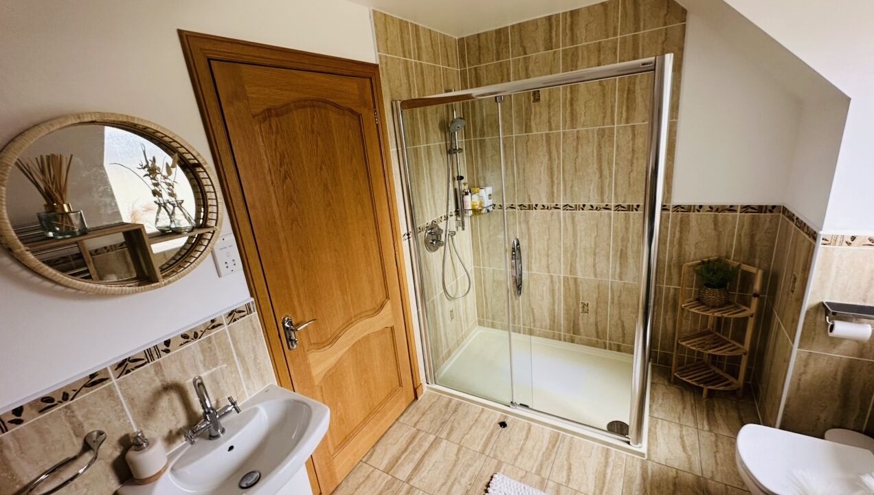 Photo of Bathroom in Elgin