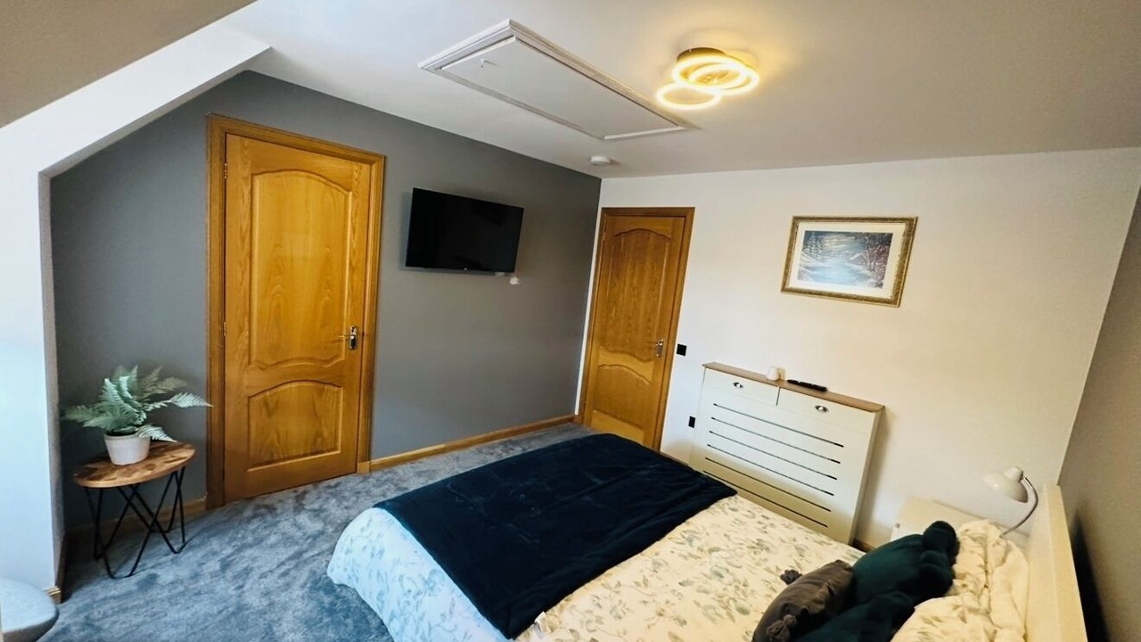 Photo of Bedroom in Elgin