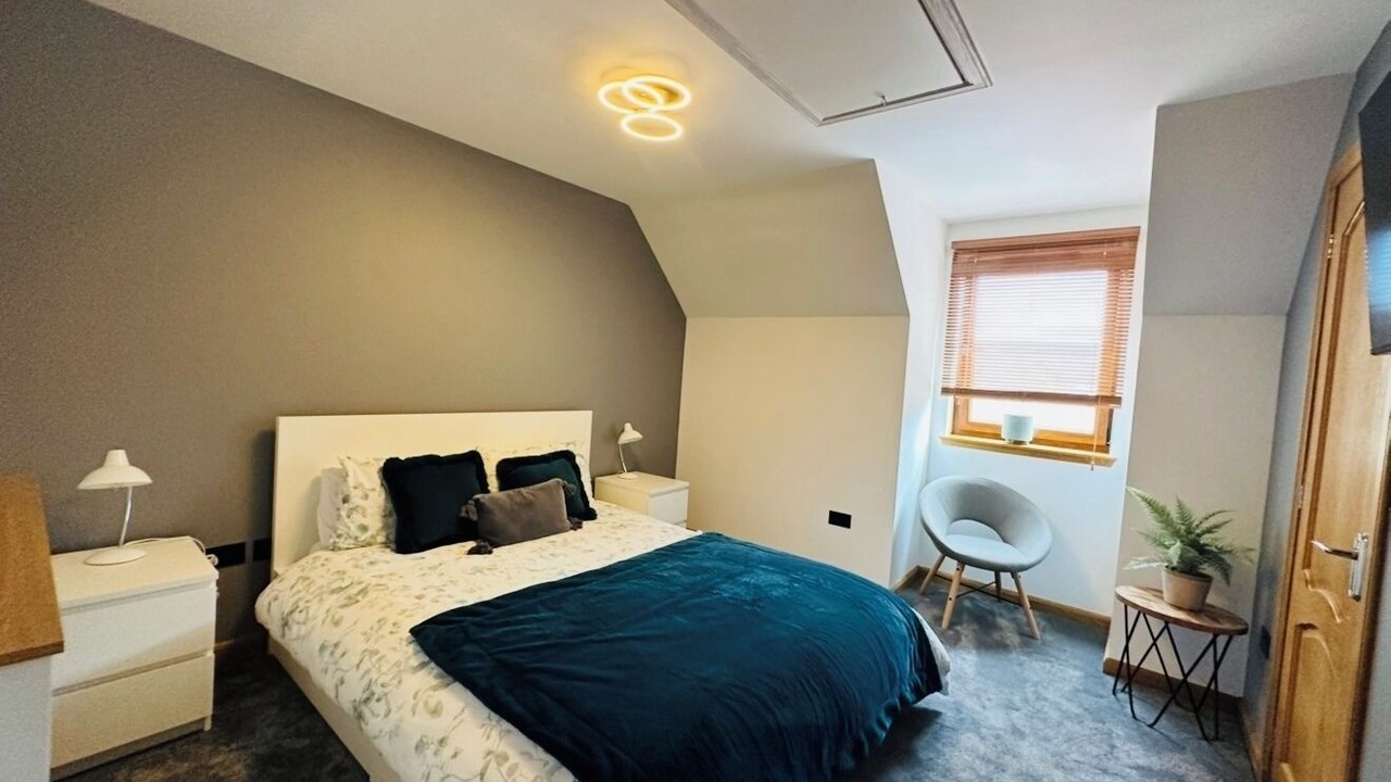 Photo of Bedroom in Elgin