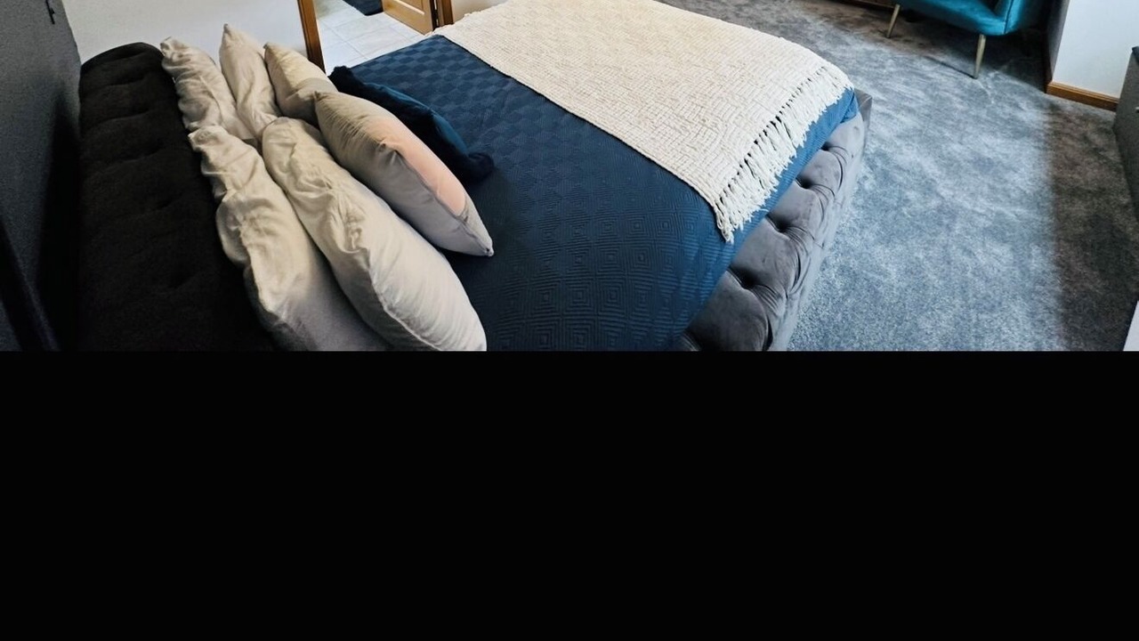 Photo of Bedroom in Elgin