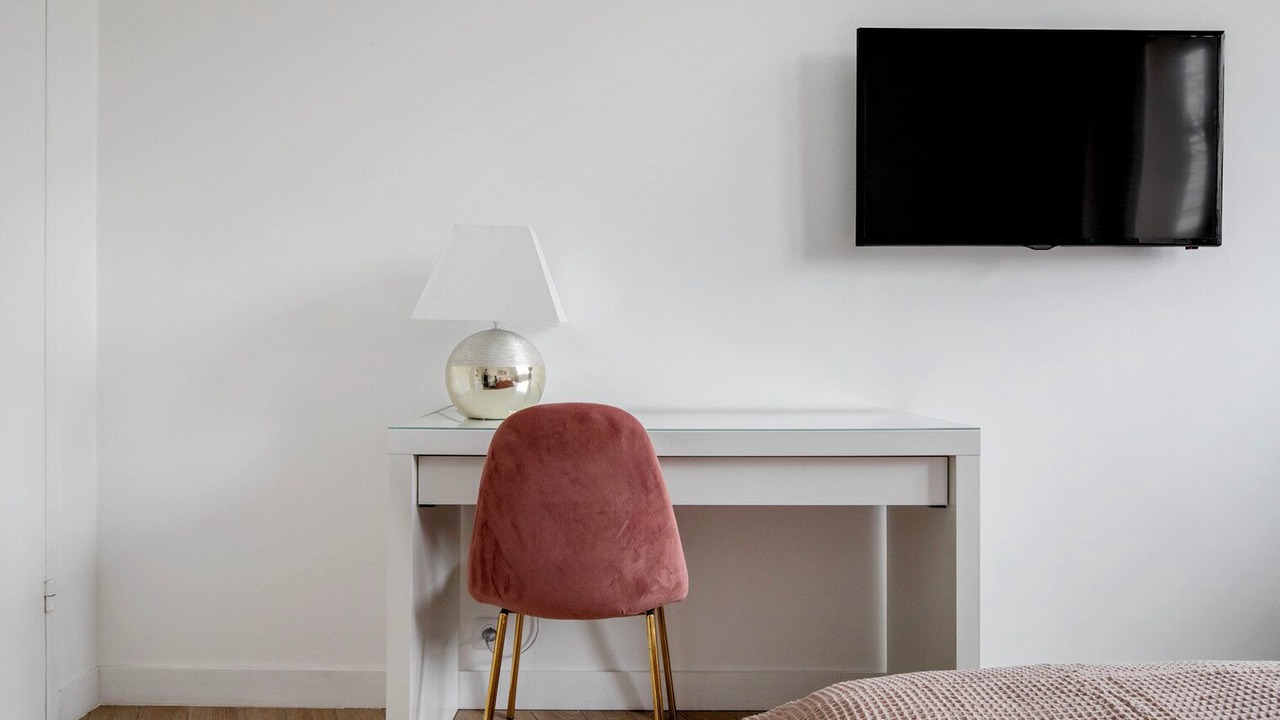 Photo of Bedroom in Prince–Marmottan