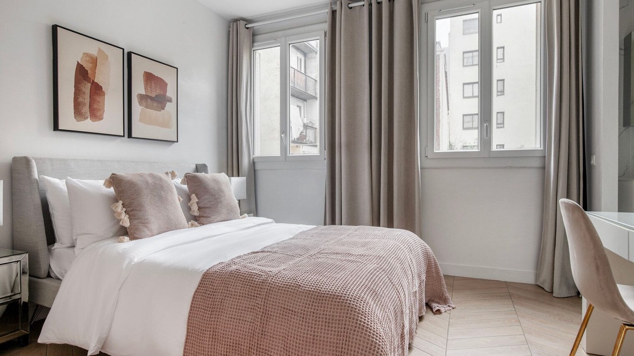 Photo of Bedroom in Prince–Marmottan