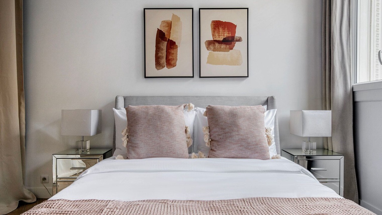 Photo of Bedroom in Prince–Marmottan