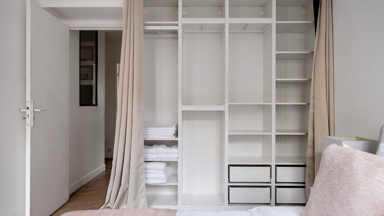 Photo of Bedroom in Prince–Marmottan