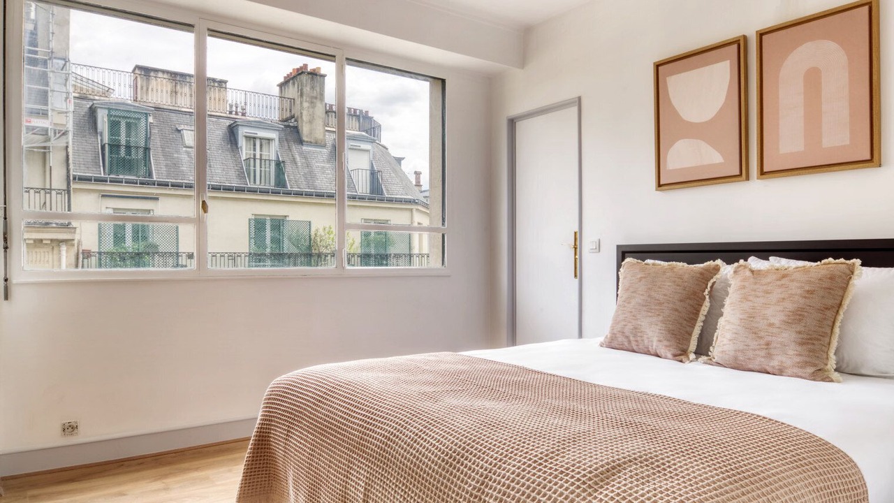 Photo of Bedroom in Passy