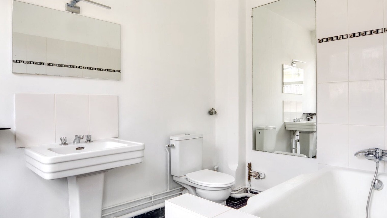 Photo of Bathroom in Passy