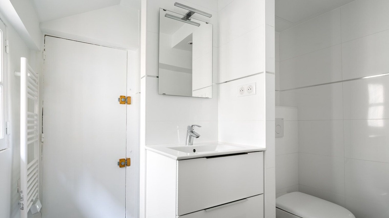 Photo of Bathroom in Arsenal