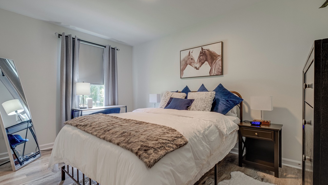 Photo of Bedroom in Hendersonville
