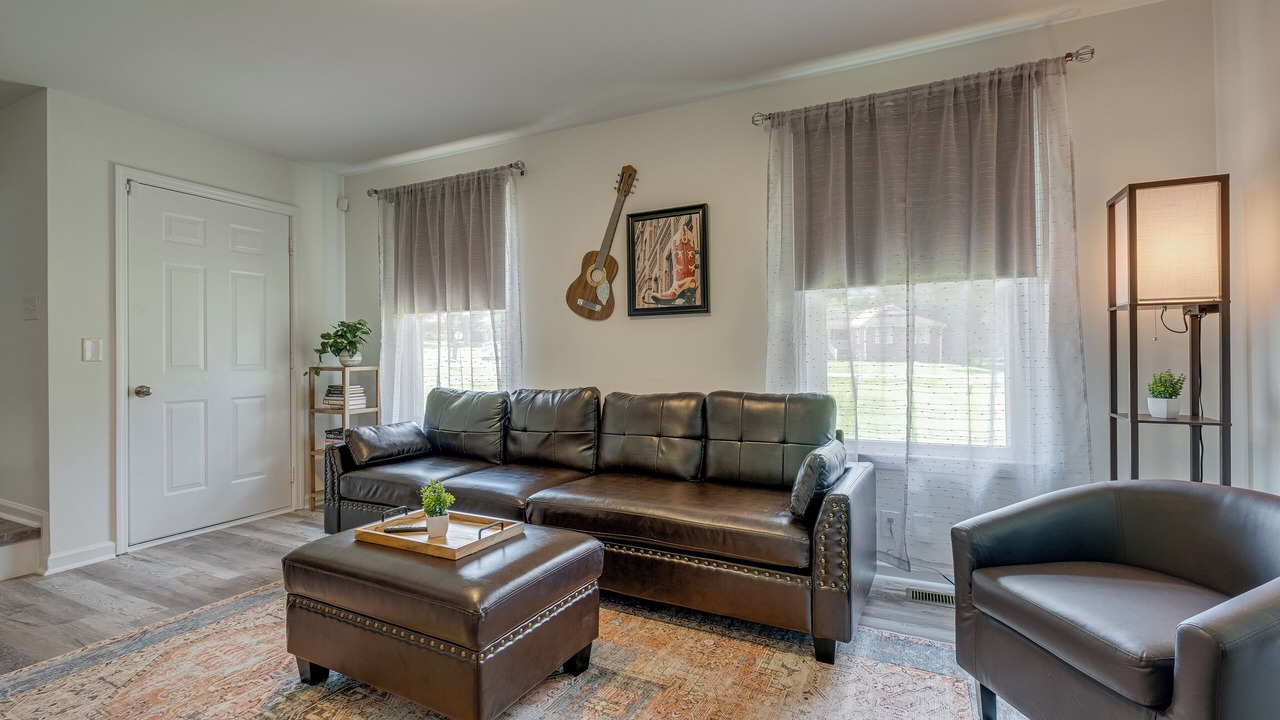 Photo of Livingroom in Hendersonville