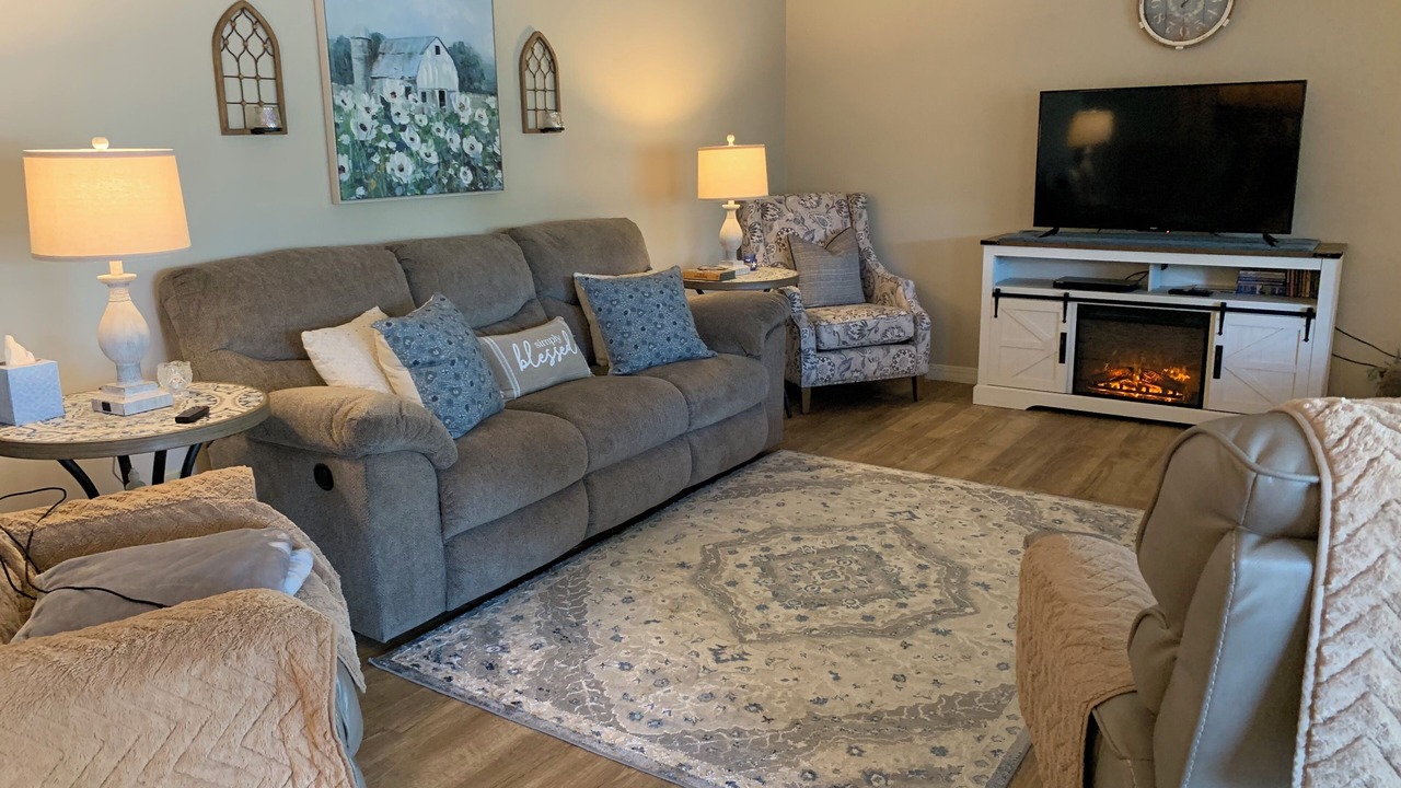Photo of Livingroom in Cherokee Village