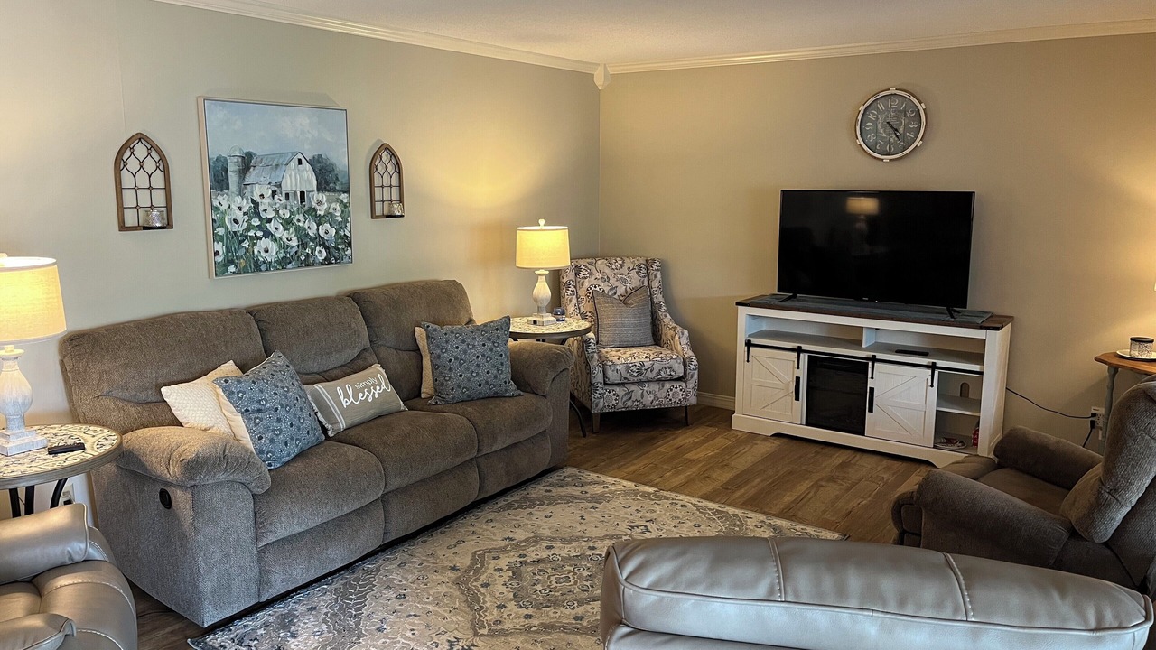 Photo of Livingroom in Cherokee Village