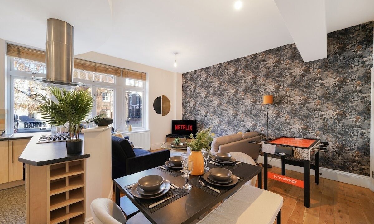 Photo of Bedroom in Hackney Central