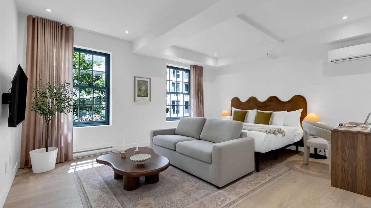Photo of Livingroom in Cite Multimedia
