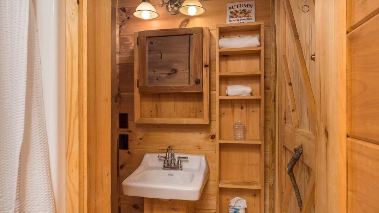 Photo of Bathroom in Mentone