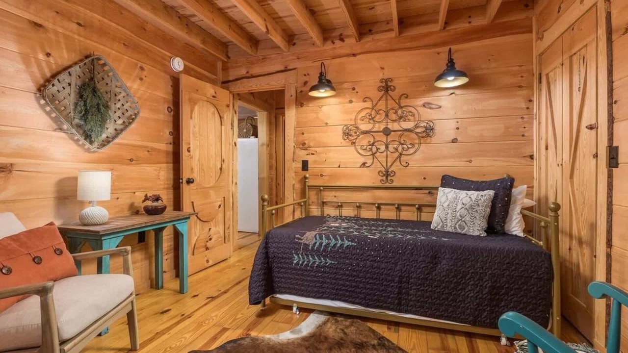 Photo of Bedroom in Mentone