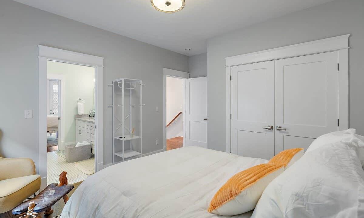 Photo of Bedroom in The Nations
