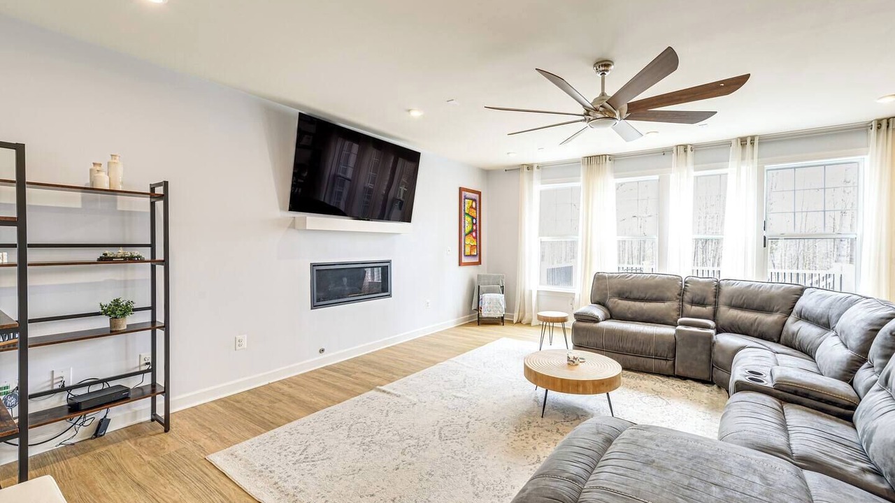 Photo of Livingroom in Old Town Fredericksburg
