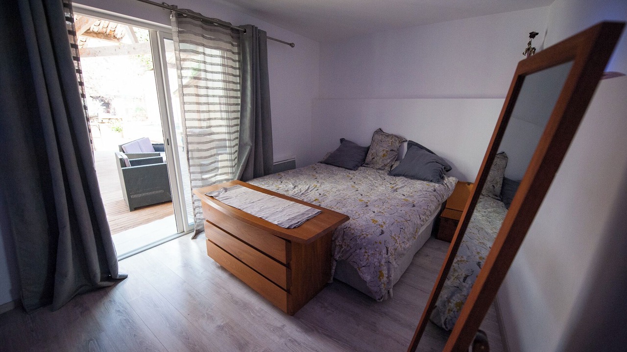 Photo of Bedroom in Gabian