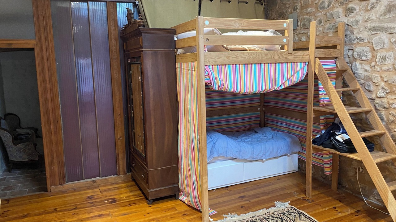 Photo of Bedroom in Gabian