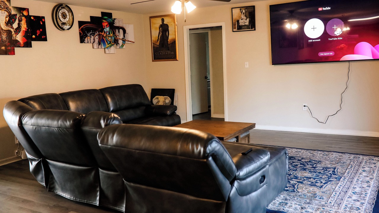Photo of Livingroom in Burkburnett