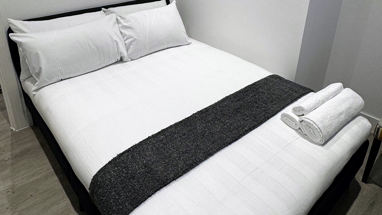 Photo of Bedroom in Southampton City Centre