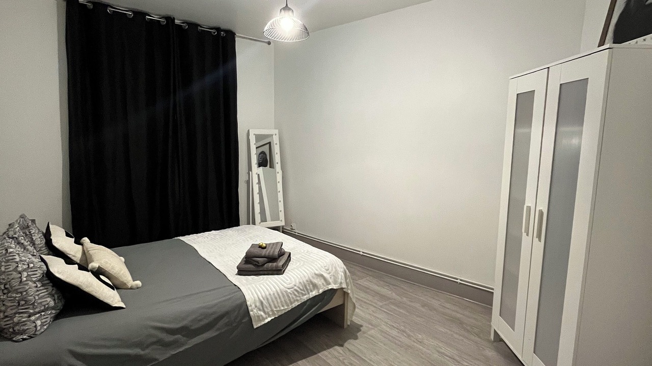 Photo of Bedroom in Neuilly-sur-Marne