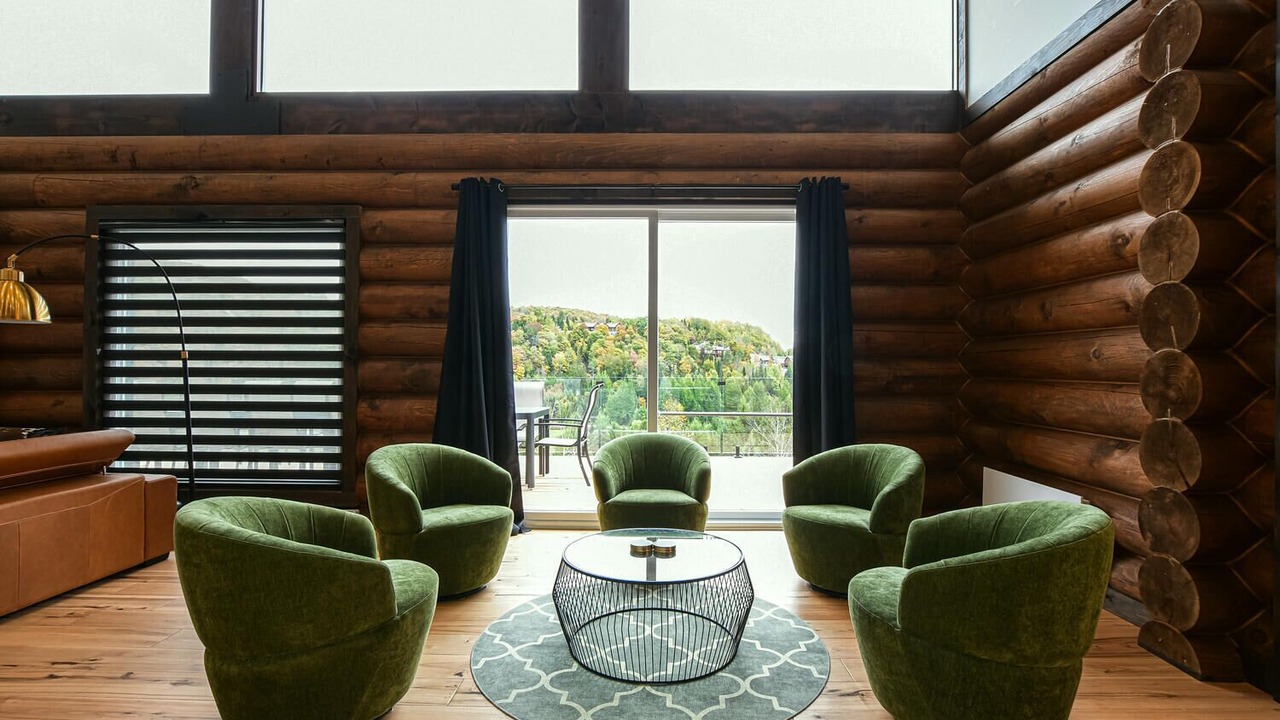 Photo of Livingroom in Saint-Faustin-Lac-Carre