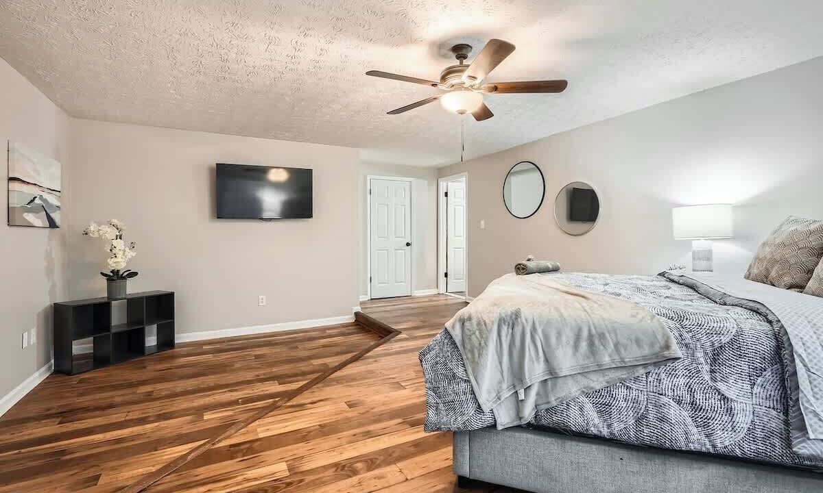 Photo of Bedroom in Roswell