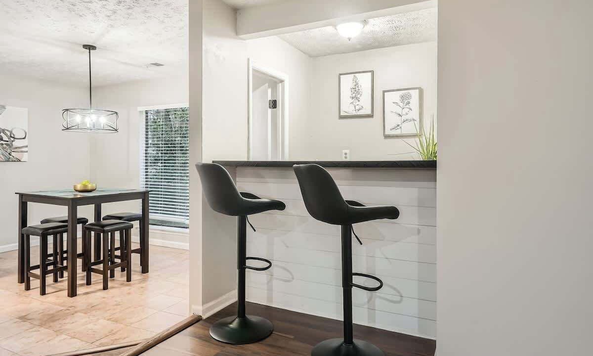 Photo of Others in Roswell