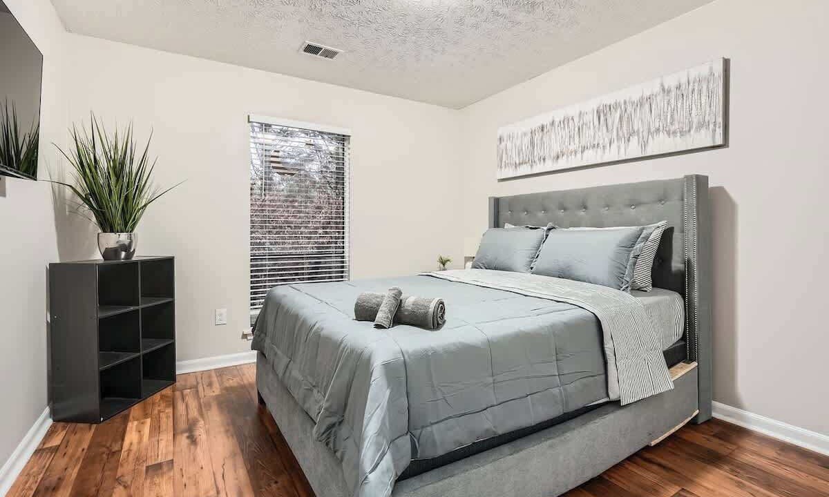 Photo of Bedroom in Roswell