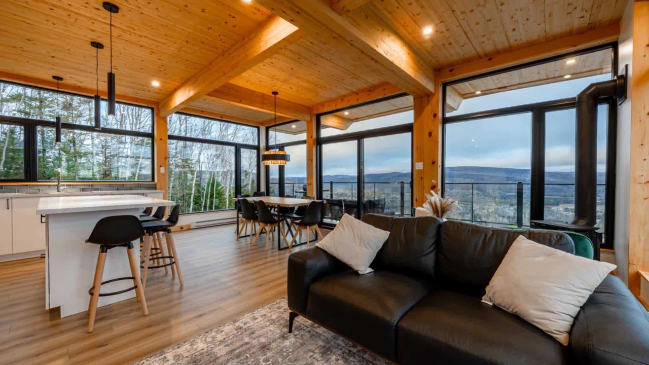 Photo of Livingroom in Saint Come